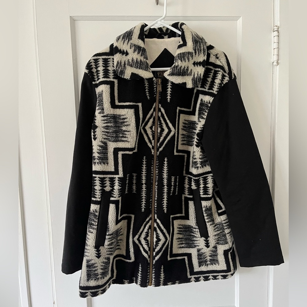 Beautiful Black and White Patterned Pendleton Coat